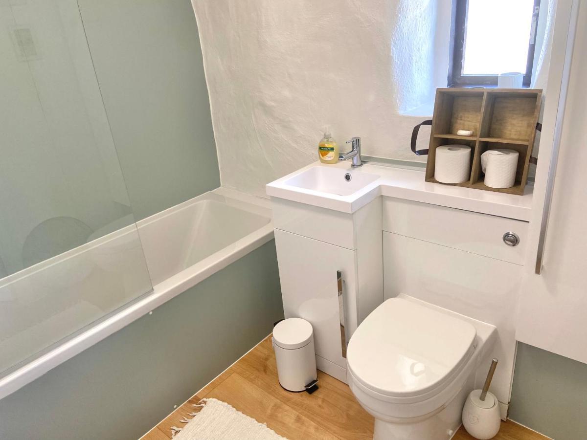 Idyllic Cornish Cottage, Superking Bed, Private Garden Dogs Welcome Труро Экстерьер фото