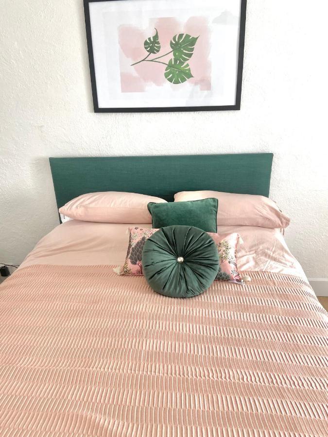 Idyllic Cornish Cottage, Superking Bed, Private Garden Dogs Welcome Труро Экстерьер фото